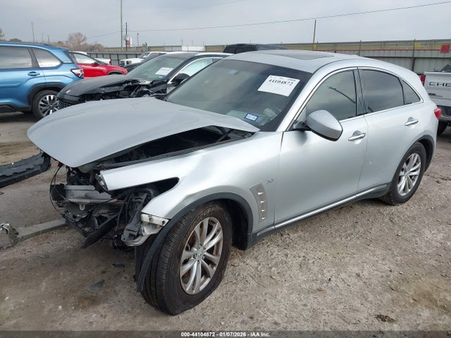 2017 INFINITI QX70 JN8CS1MU8HM142888 Photo 1