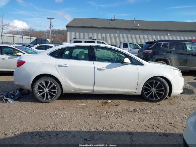 Продажа на аукционе авто 2016 Buick Verano Sport Touring Group, vin: 1G4PW5SK2G4153311, номер лота: 44104900