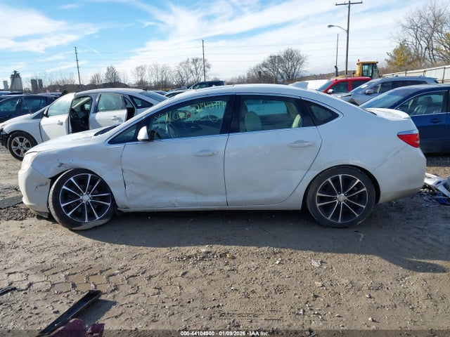 Продажа на аукционе авто 2016 Buick Verano Sport Touring Group, vin: 1G4PW5SK2G4153311, номер лота: 44104900
