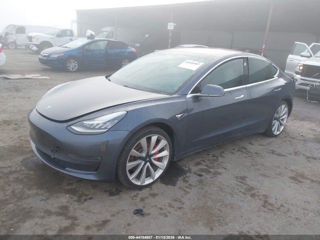2018 TESLA MODEL 3 5YJ3E1EB8JF081931 Photo 1