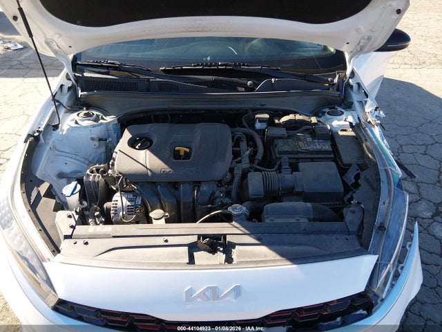 3KPF54AD9NE472006 KIA Forte Gt-line