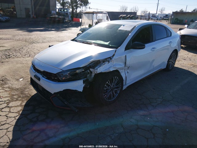 3KPF54AD9NE472006 KIA Forte Gt-line