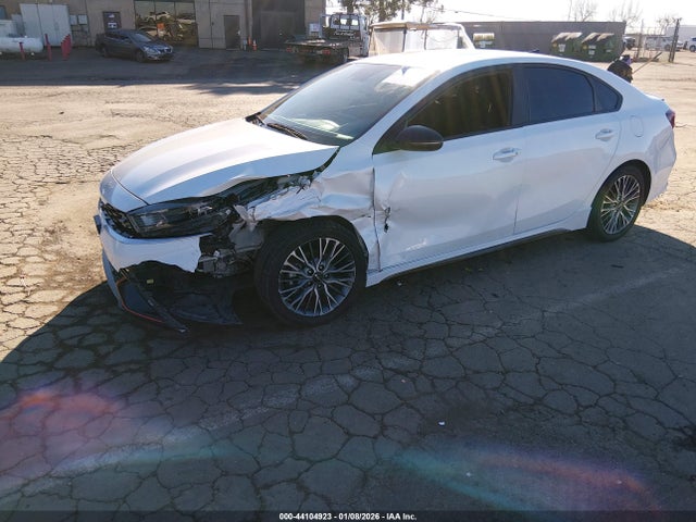 3KPF54AD9NE472006 KIA Forte Gt-line