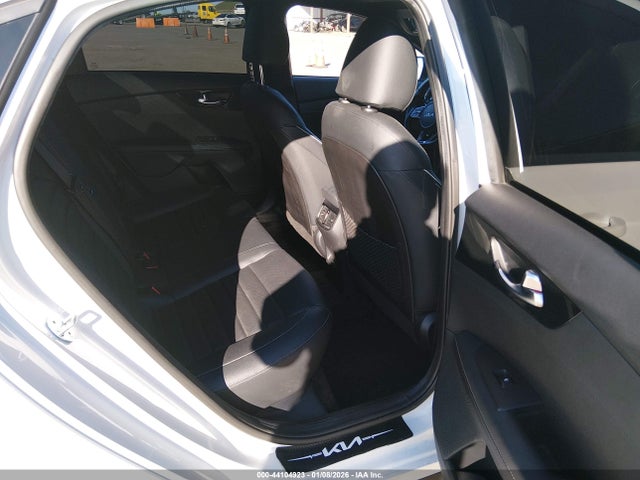 3KPF54AD9NE472006 KIA Forte Gt-line