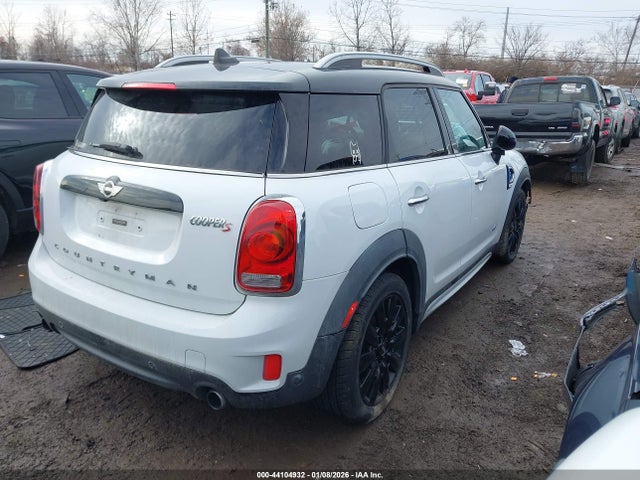 2018 MINI COUNTRYMAN WMZYT5C31J3D82328 Photo 3