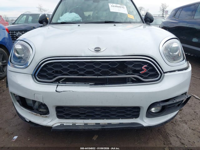 2018 MINI COUNTRYMAN WMZYT5C31J3D82328 Photo 5