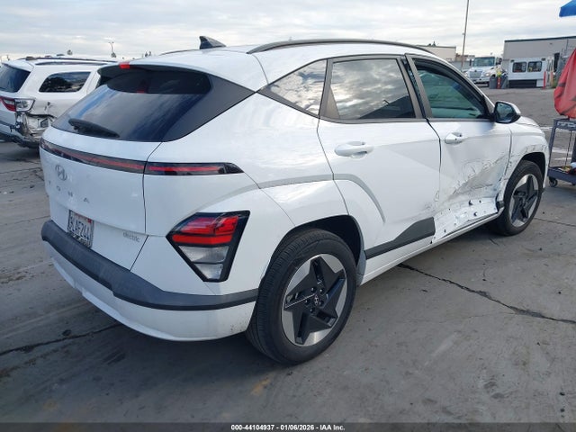 2024 HYUNDAI KONA ELECTRIC KM8HC3A65RU008353 Photo 3