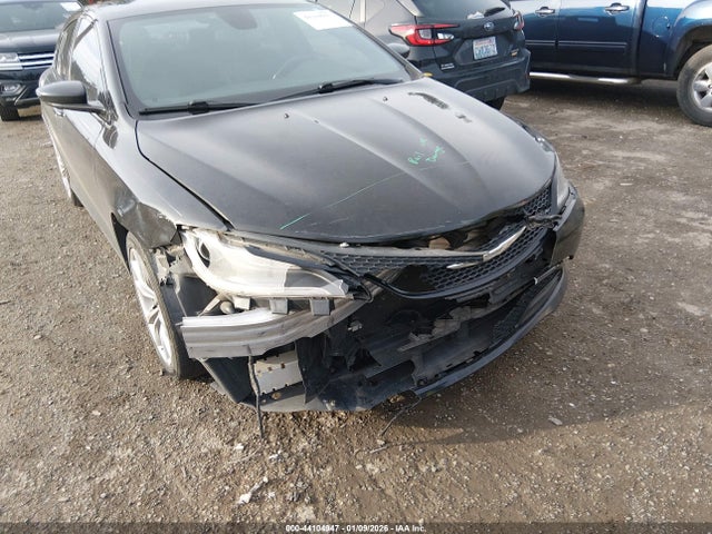 1C3CCCBB0FN650743 Chrysler 200 S