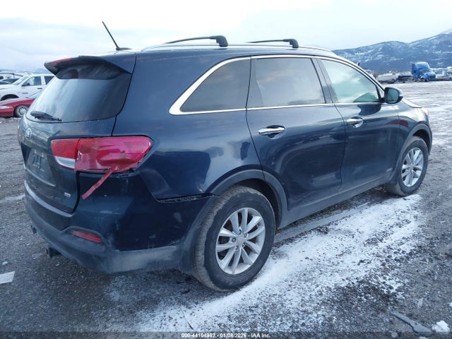 5XYPGDA33HG336581 KIA Sorento 2.4l Lx