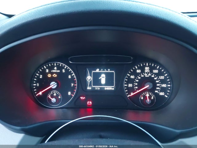 5XYPGDA33HG336581 KIA Sorento 2.4l Lx