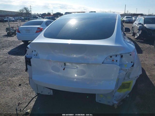 2025 Tesla Model Y Long Range Dual Motor All-wheel Drive მანქანა იყიდება აუქციონზე, vin: 7SAYGAEE8SF291542, აუქციონის ნომერი: 44105001