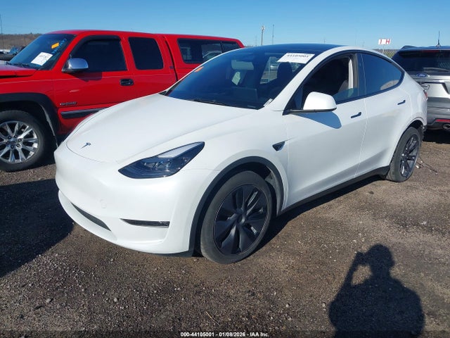 2025 Tesla Model Y Long Range Dual Motor All-wheel Drive მანქანა იყიდება აუქციონზე, vin: 7SAYGAEE8SF291542, აუქციონის ნომერი: 44105001