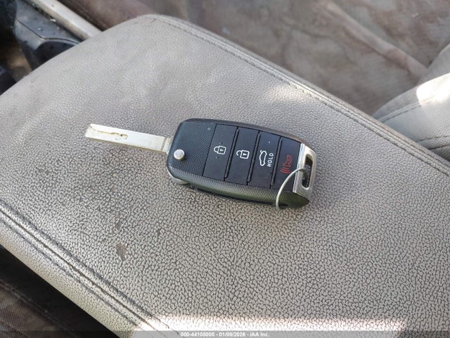 44105005 :رقم المزاد ، 5XXGT4L35GG099698 vin ، 2016 Kia Optima Lx مزاد بيع