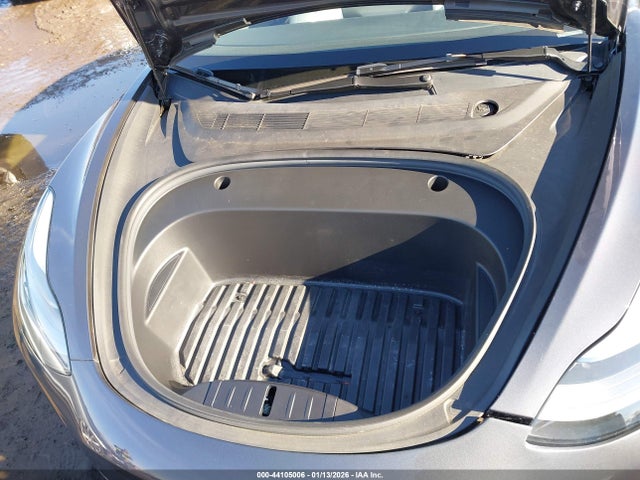 2023 TESLA MODEL 3 5YJ3E1EA2PF643743 Photo 9