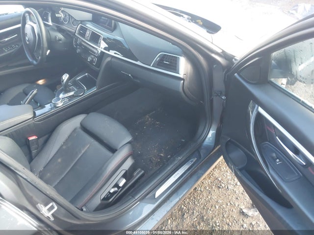 WBA8D9G58JNU71005 BMW 330i Xdrive