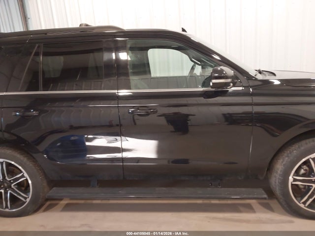 1FMJU2ATXKEA53867 Ford Expedition Limited