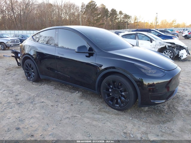 2022 TESLA MODEL Y 7SAYGDEE6NF311146