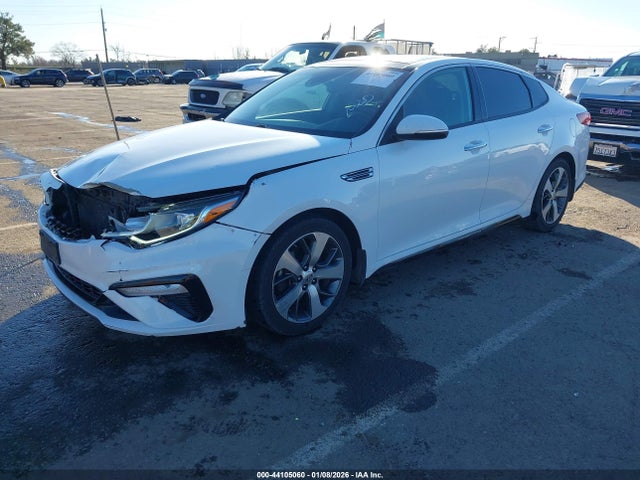 5XXGT4L39KG363613 KIA Optima S