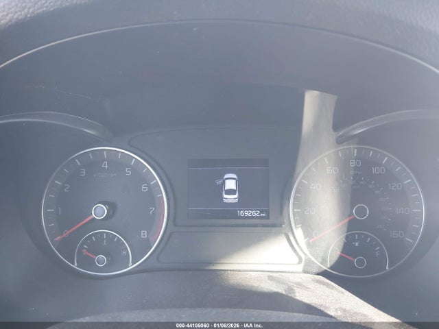 5XXGT4L39KG363613 KIA Optima S