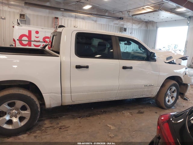 2023 Ram 1500 Big Horn  4x4 5'7 Box მანქანა იყიდება აუქციონზე, vin: 1C6RRFFG0PN623708, აუქციონის ნომერი: 44105074