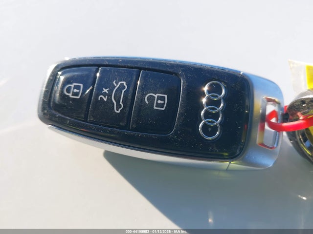 2022 AUDI Q8 WA1EVBF14ND007756 Photo 10