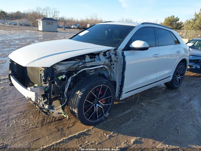 2022 AUDI Q8 WA1EVBF14ND007756 Photo 1