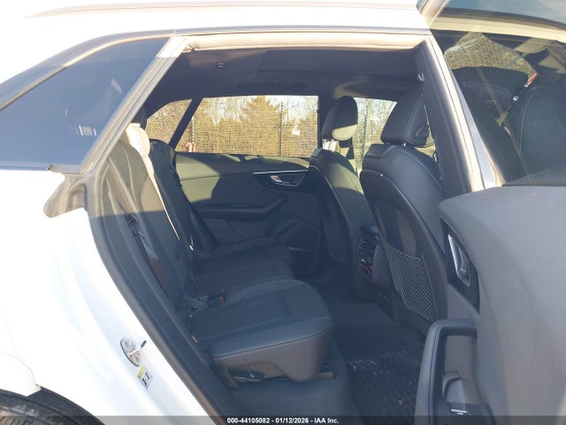 2022 AUDI Q8 WA1EVBF14ND007756 Photo 7