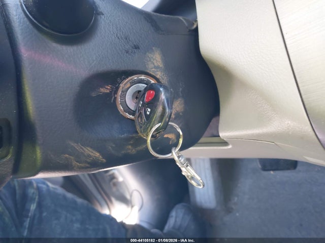 2007 TOYOTA RAV4 JTMBD31V976026998 Photo 10