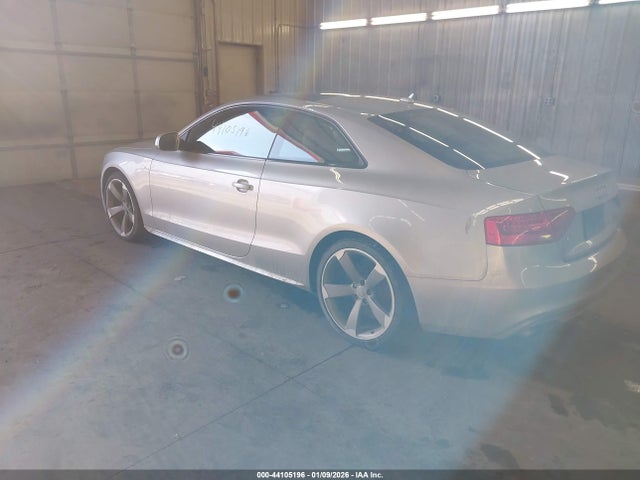 Продаж на аукціоні авто 2015 Audi A5 2.0t Premium, vin: WAUMFAFR3FA051648, номер лоту: 44105196
