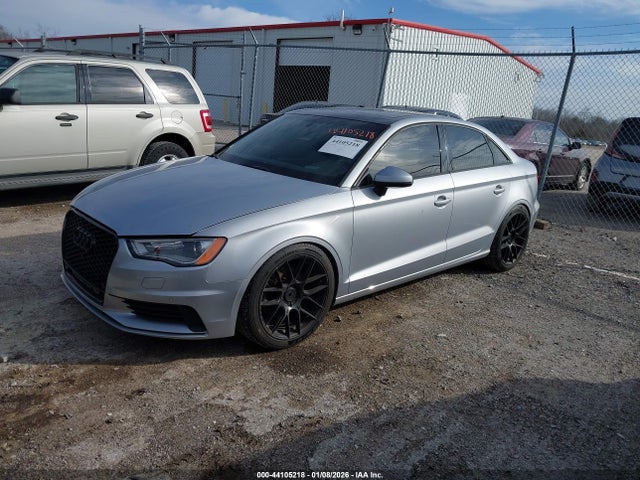 2016 AUDI A3 WAUB8GFF3G1117014 Photo 1