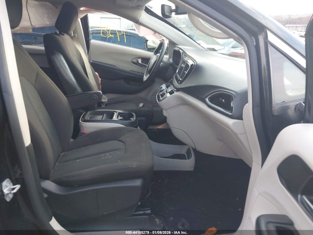 Aukcja sprzedaży 2020 Chrysler Pacifica Touring, vin: 2C4RC1FG9LR159182, numer aukcji: 44105279