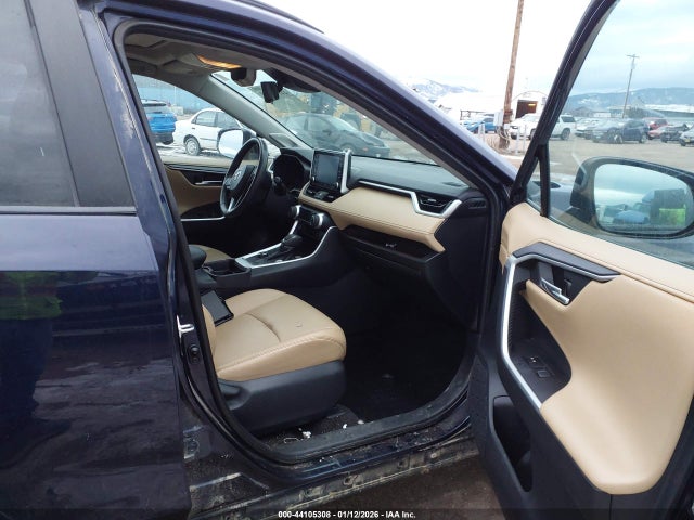 2019 Toyota Rav4 Hybrid Limited მანქანა იყიდება აუქციონზე, vin: 2T3DWRFV0KW013031, აუქციონის ნომერი: 44105308