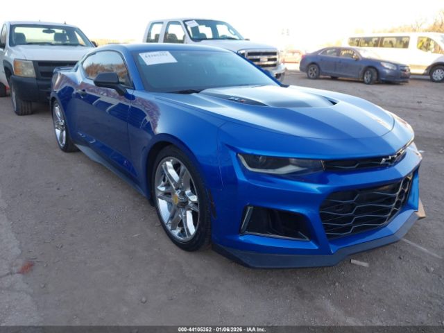 2017 CHEVROLET CAMARO 1G1FK1R68H0173044