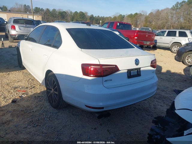 44105364 :رقم المزاد ، 3VWD17AJ1GM399472 vin ، 2016 Volkswagen Jetta 1.8t Sport مزاد بيع
