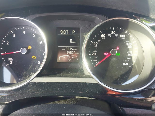 44105364 :رقم المزاد ، 3VWD17AJ1GM399472 vin ، 2016 Volkswagen Jetta 1.8t Sport مزاد بيع