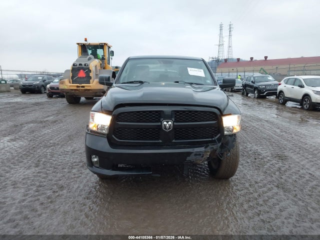 Aukcja sprzedaży 2019 Ram 1500 Classic Express  4x4 6'4 Box, vin: 1C6RR7FG6KS670256, numer aukcji: 44105366