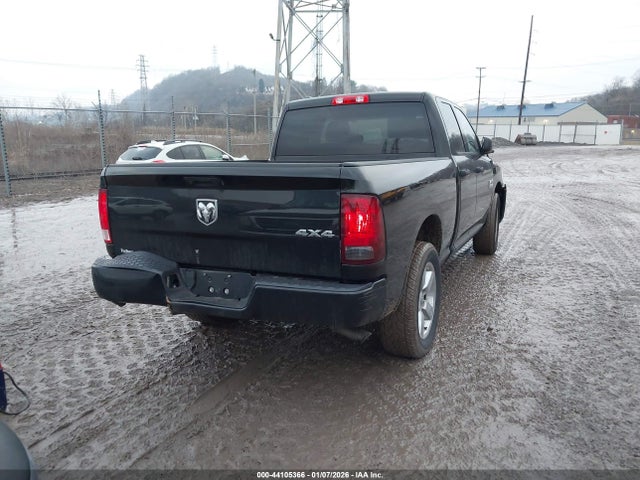 Aukcja sprzedaży 2019 Ram 1500 Classic Express  4x4 6'4 Box, vin: 1C6RR7FG6KS670256, numer aukcji: 44105366