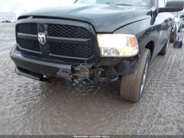 Aukcja sprzedaży 2019 Ram 1500 Classic Express  4x4 6'4 Box, vin: 1C6RR7FG6KS670256, numer aukcji: 44105366