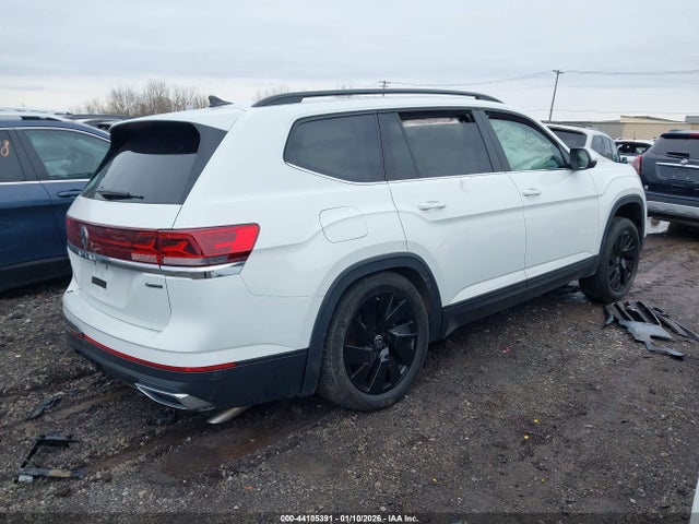 2024 VOLKSWAGEN ATLAS 1V2KR2CA2RC595748 Photo 3