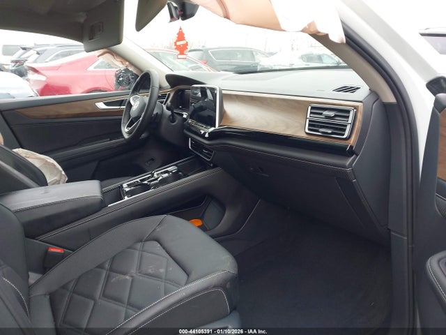 2024 VOLKSWAGEN ATLAS 1V2KR2CA2RC595748 Photo 4