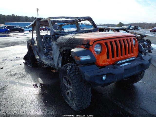 44105402 :رقم المزاد ، 1C4HJXDG9JW233678 vin ، 2018 Jeep Wrangler Unlimited Sport S 4x4 مزاد بيع