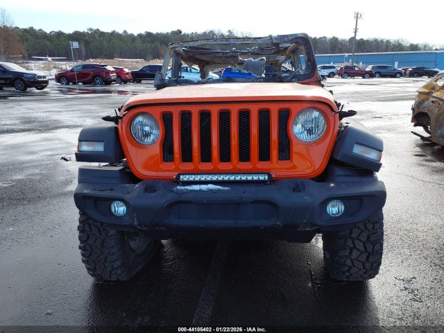 44105402 :رقم المزاد ، 1C4HJXDG9JW233678 vin ، 2018 Jeep Wrangler Unlimited Sport S 4x4 مزاد بيع
