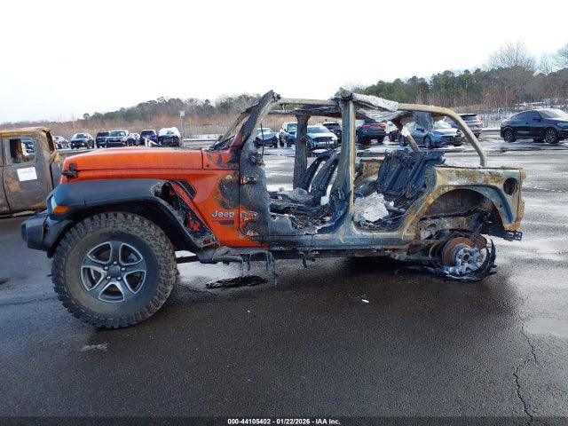 44105402 :رقم المزاد ، 1C4HJXDG9JW233678 vin ، 2018 Jeep Wrangler Unlimited Sport S 4x4 مزاد بيع