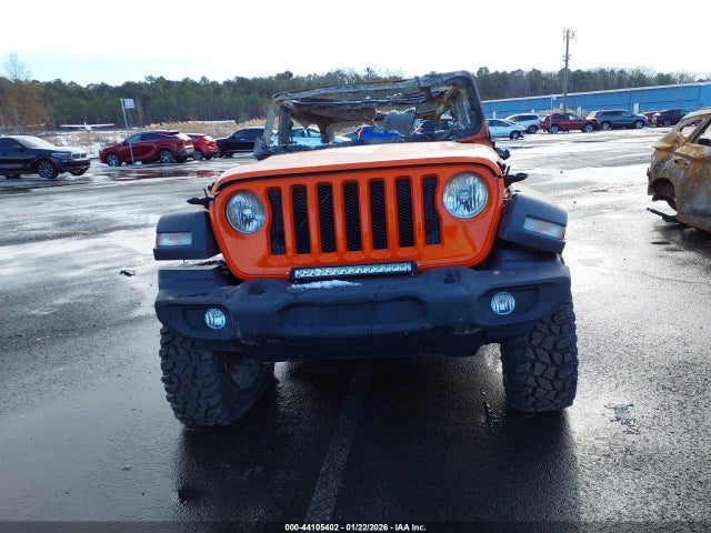 44105402 :رقم المزاد ، 1C4HJXDG9JW233678 vin ، 2018 Jeep Wrangler Unlimited Sport S 4x4 مزاد بيع