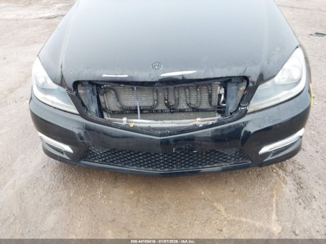 2012 MERCEDES-BENZ C 300 WDDGF8BB5CA615044 Photo 5