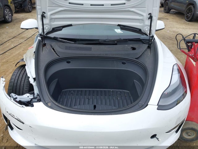 2023 TESLA MODEL 3 5YJ3E1EC1PF583679 Photo 9
