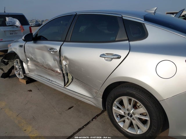 KNAGT4L35H5141824 KIA Optima Lx