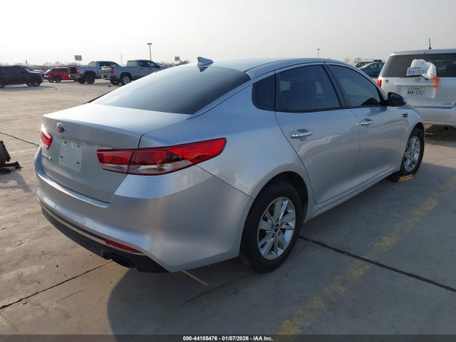 KNAGT4L35H5141824 KIA Optima Lx