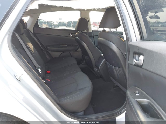 KNAGT4L35H5141824 KIA Optima Lx