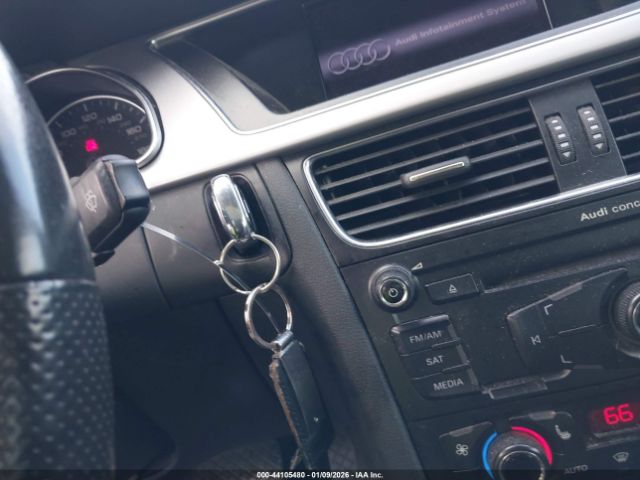 2010 AUDI A5 WAUCKAFR6AA010494 Photo 10